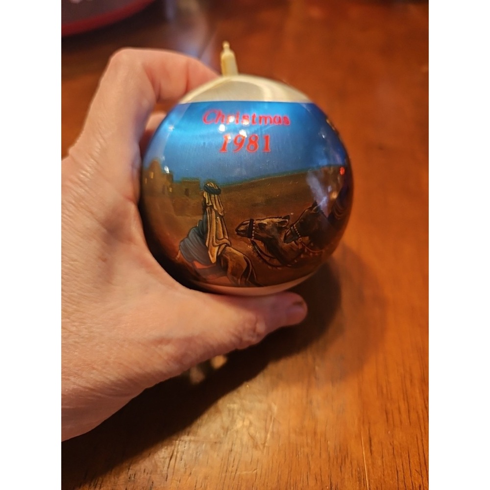 Unbreakable‎ Satin Ornament 1981 Christmas Greetings from the Wisemen (543)